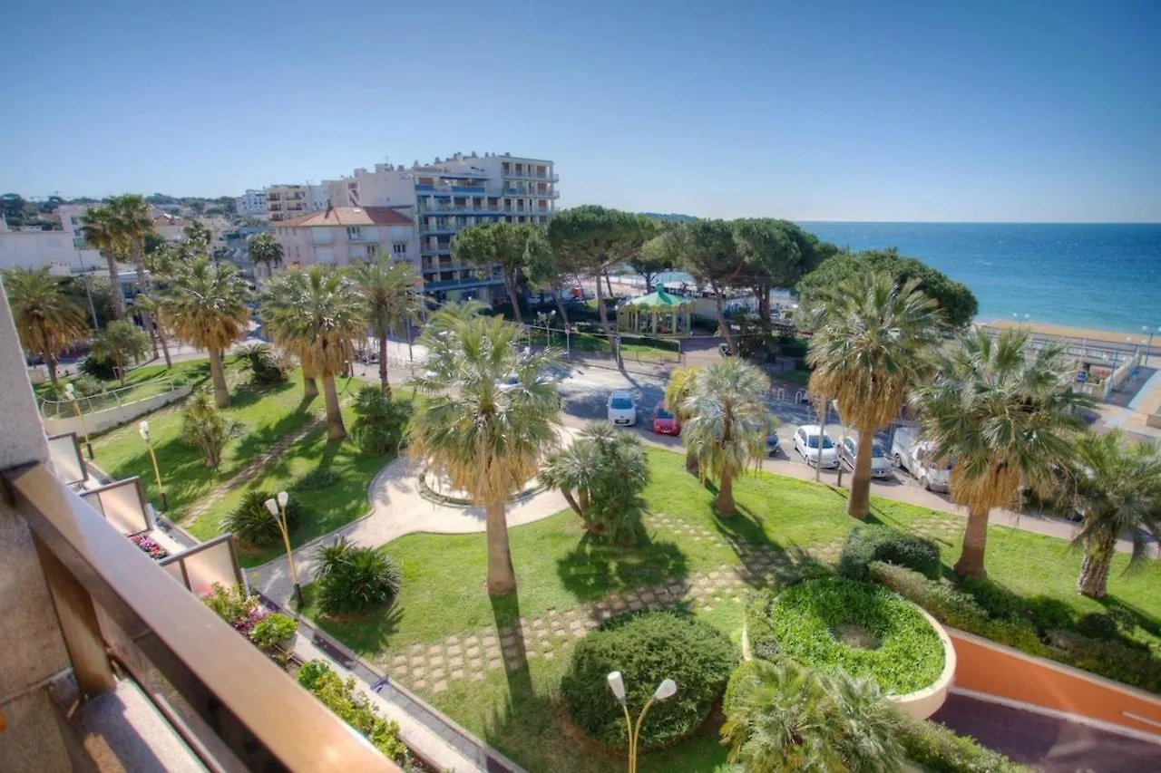 06Ay - Studio With Seafront Terrace Antibes 0*,  France