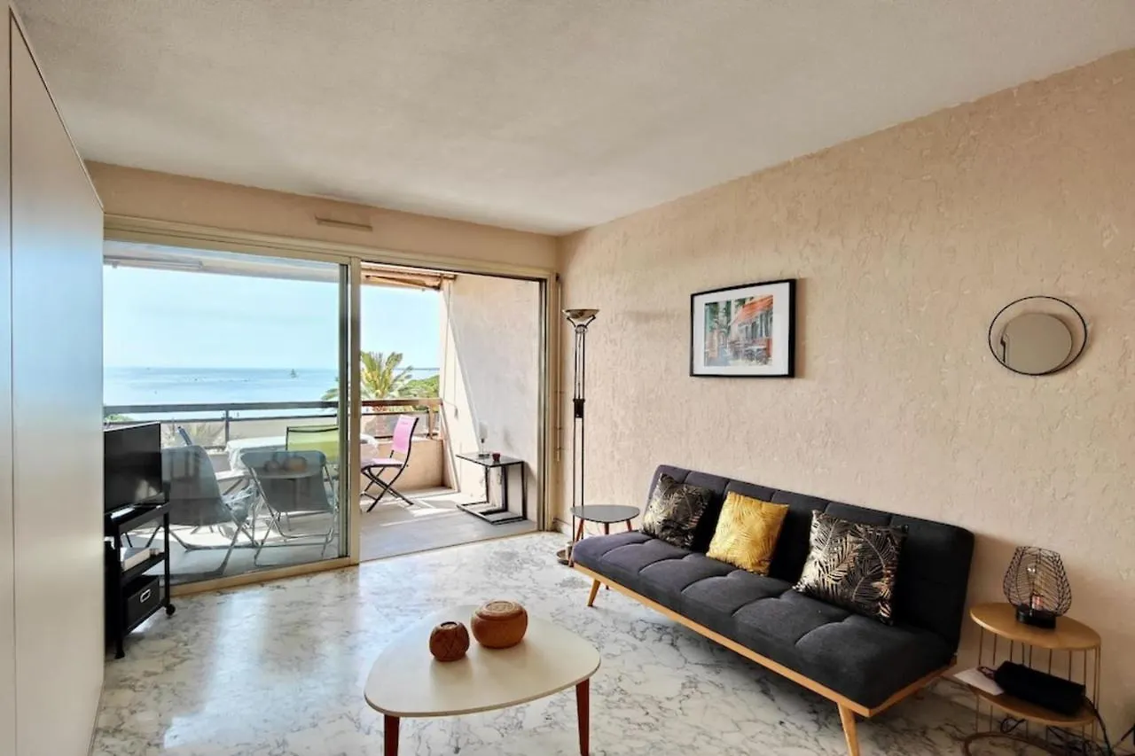 Apartmán 06Ay - Studio With Seafront Terrace Antibes Francie