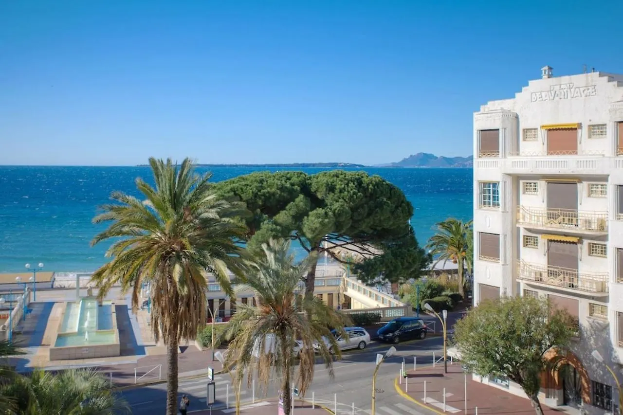 Appartement 06Ay - Studio With Seafront Terrace Antibes
