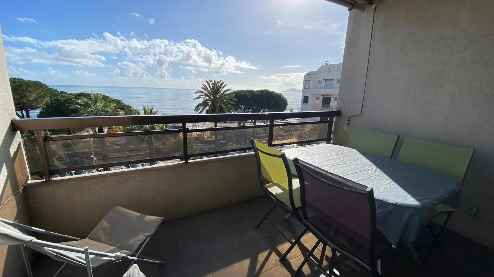 06Ay - Studio With Seafront Terrace Antibes Appartement